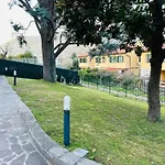 Civico 7 Apartment *